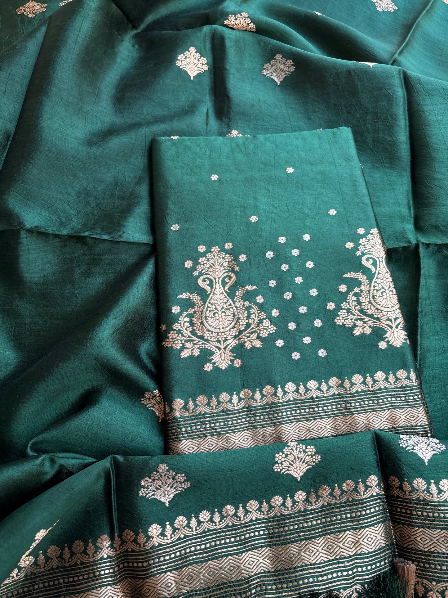 Green Chiniya silk kadhwa 3 piece suit set