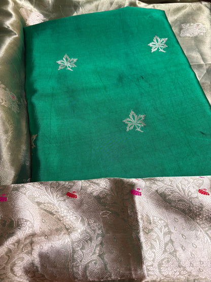 Green pure silk kadhwa kurta, tissue dupatta