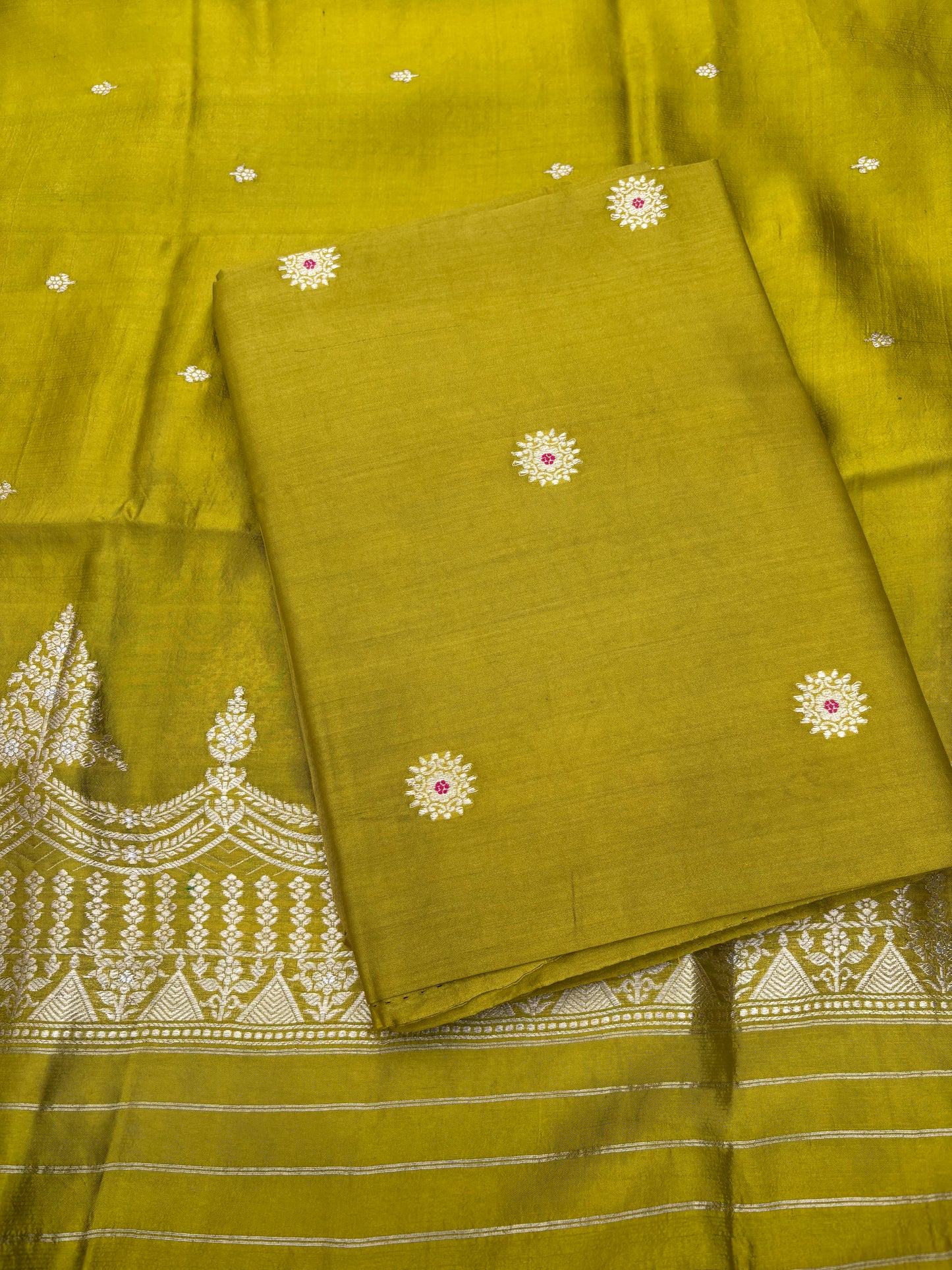 Green Chiniya silk 3 piece suit set