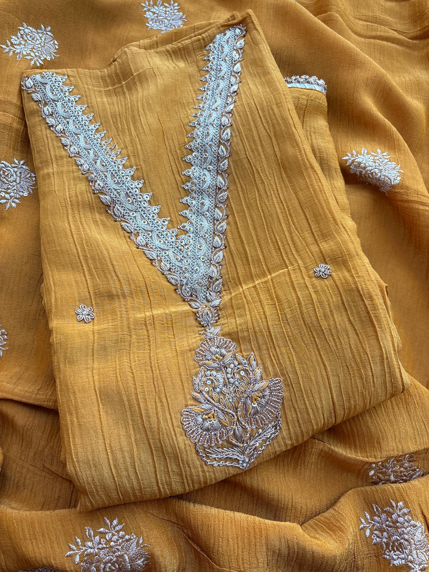 Yellow crush tissue embroidered suit set