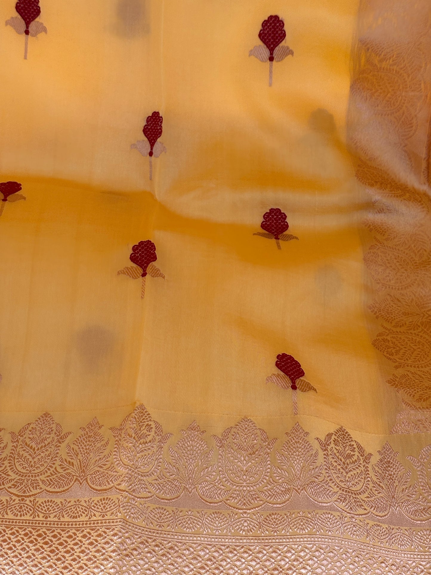 Yellow red meenadar kora silk saree