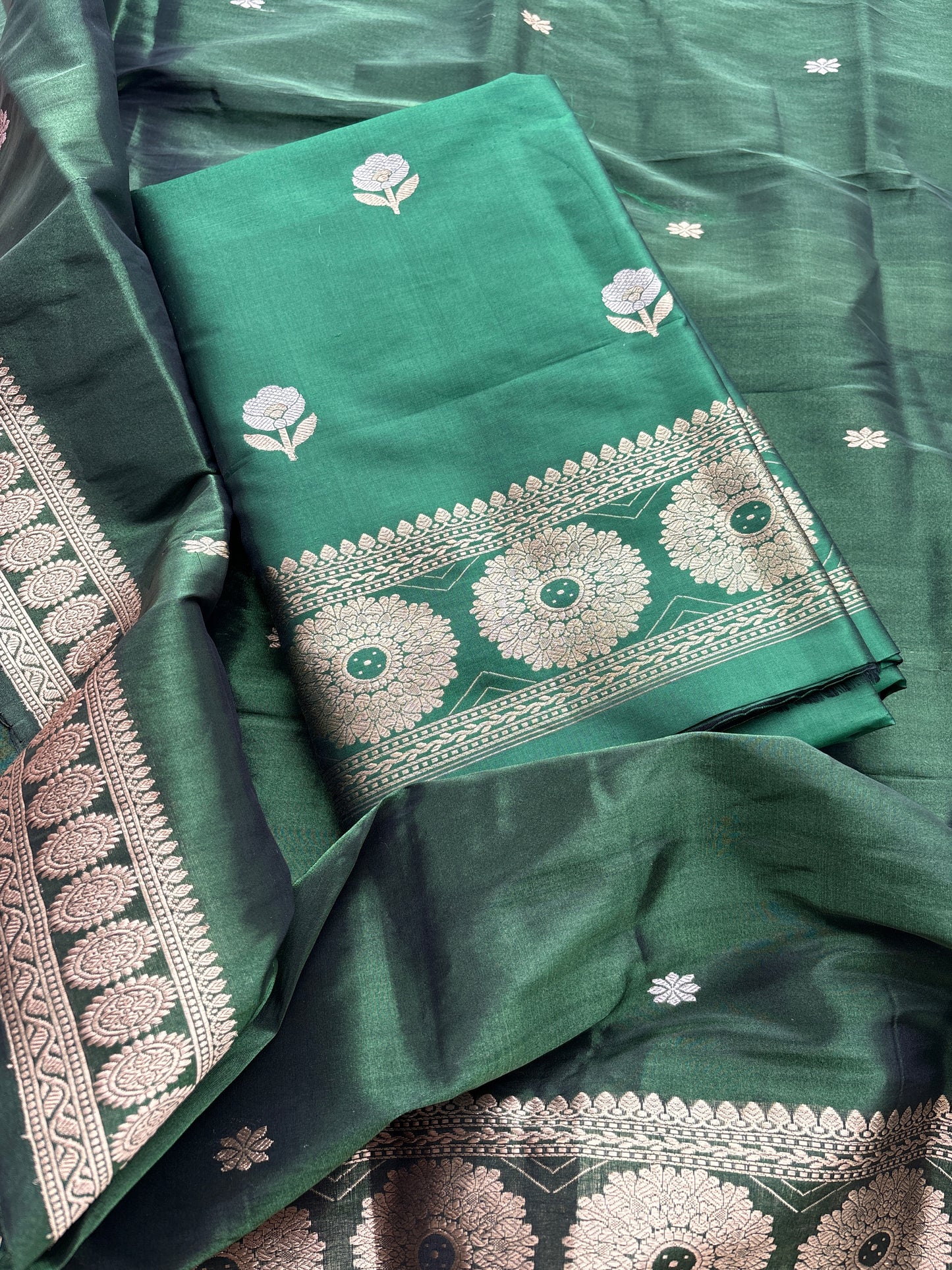 Green katan silk kurta , bottom and tissue kadhwa dupatta