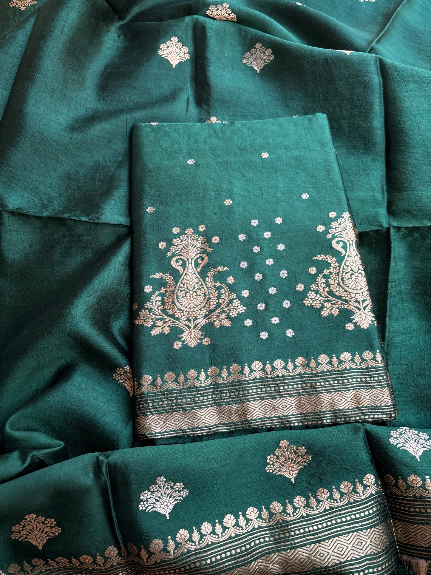 Green Chiniya silk kadhwa 3 piece suit set