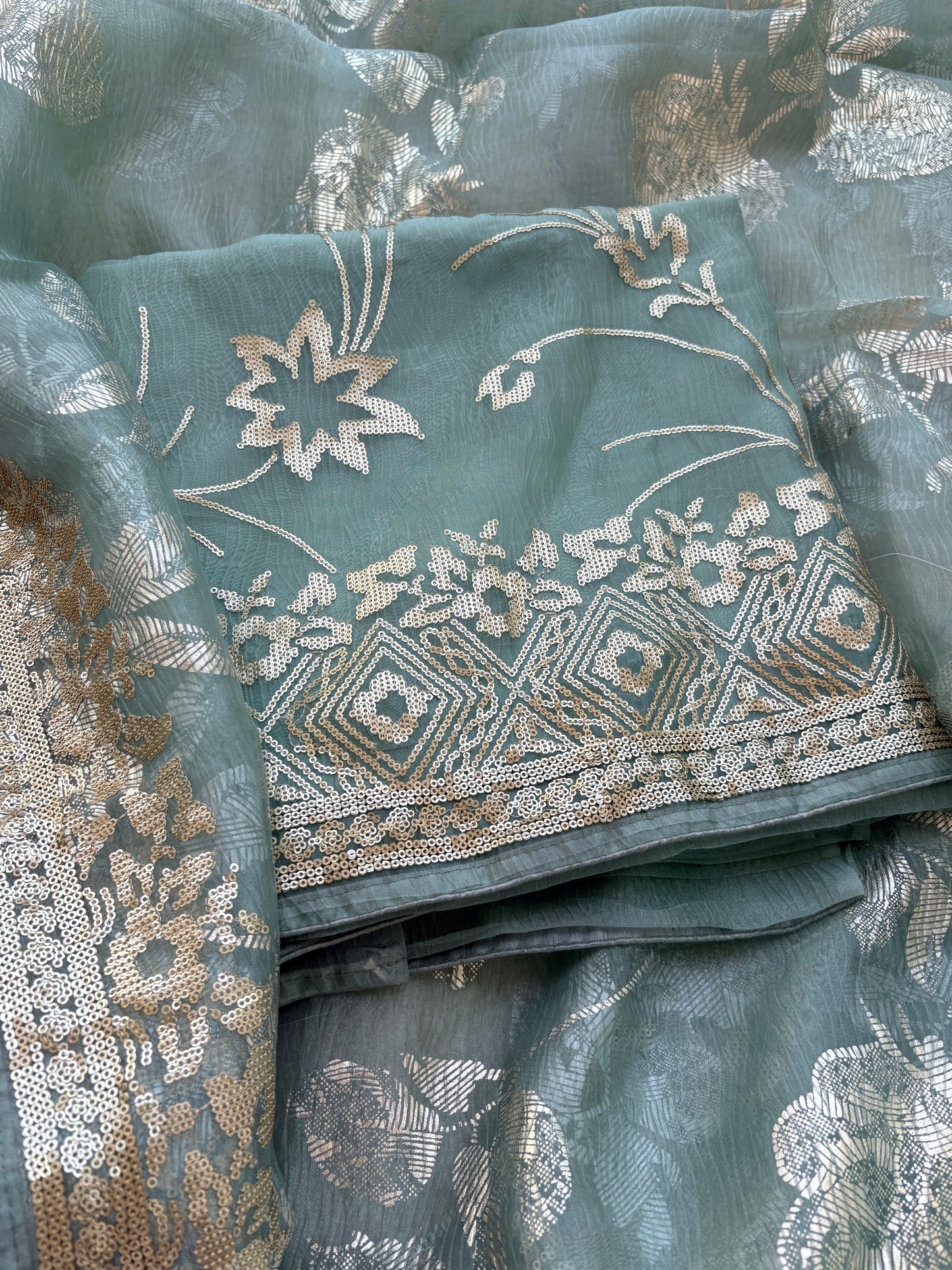 Green pita work tissue silk Suit set