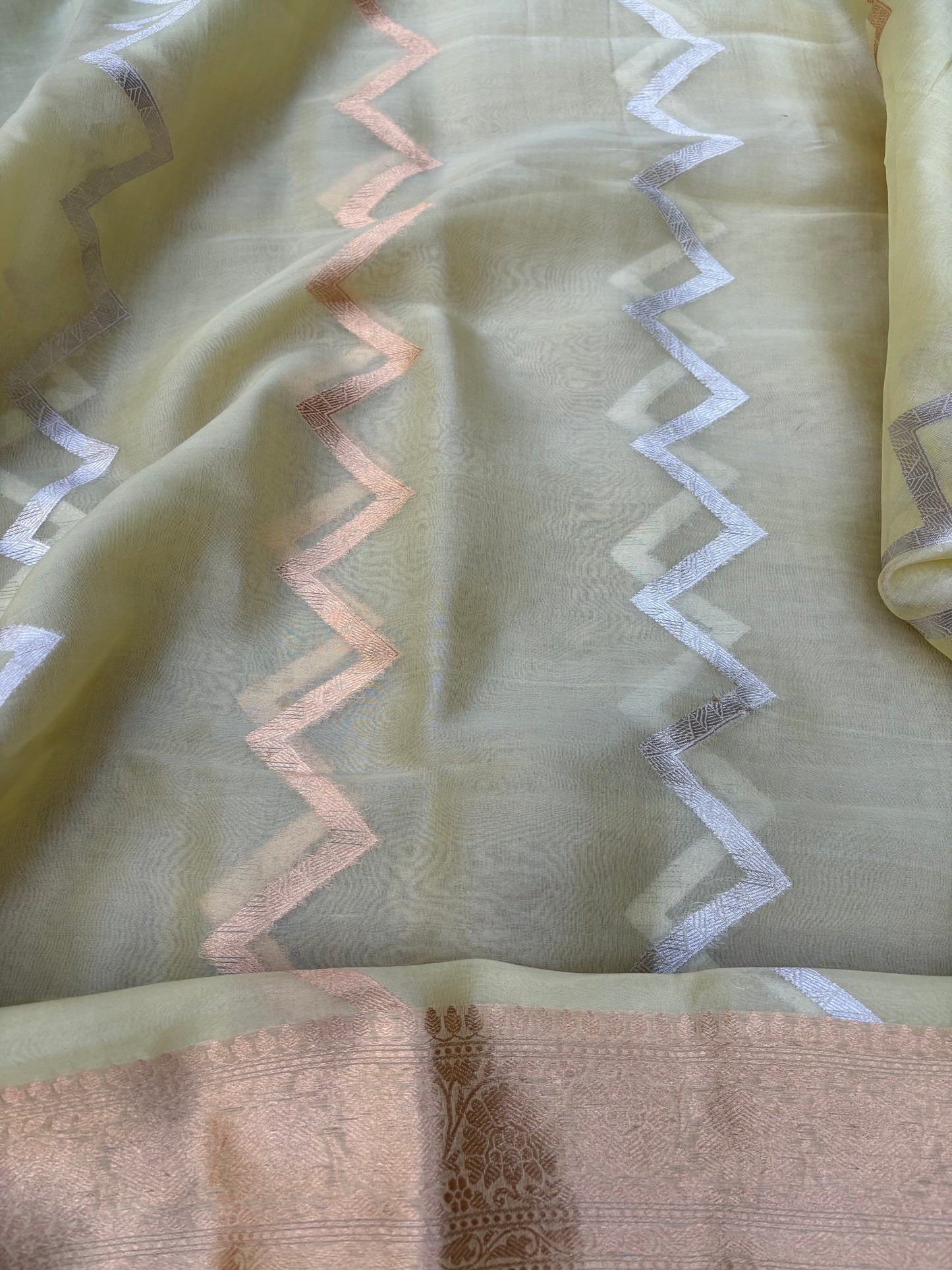 Lime Chiniya silk kurta, kora silk dupatta, plain bottom