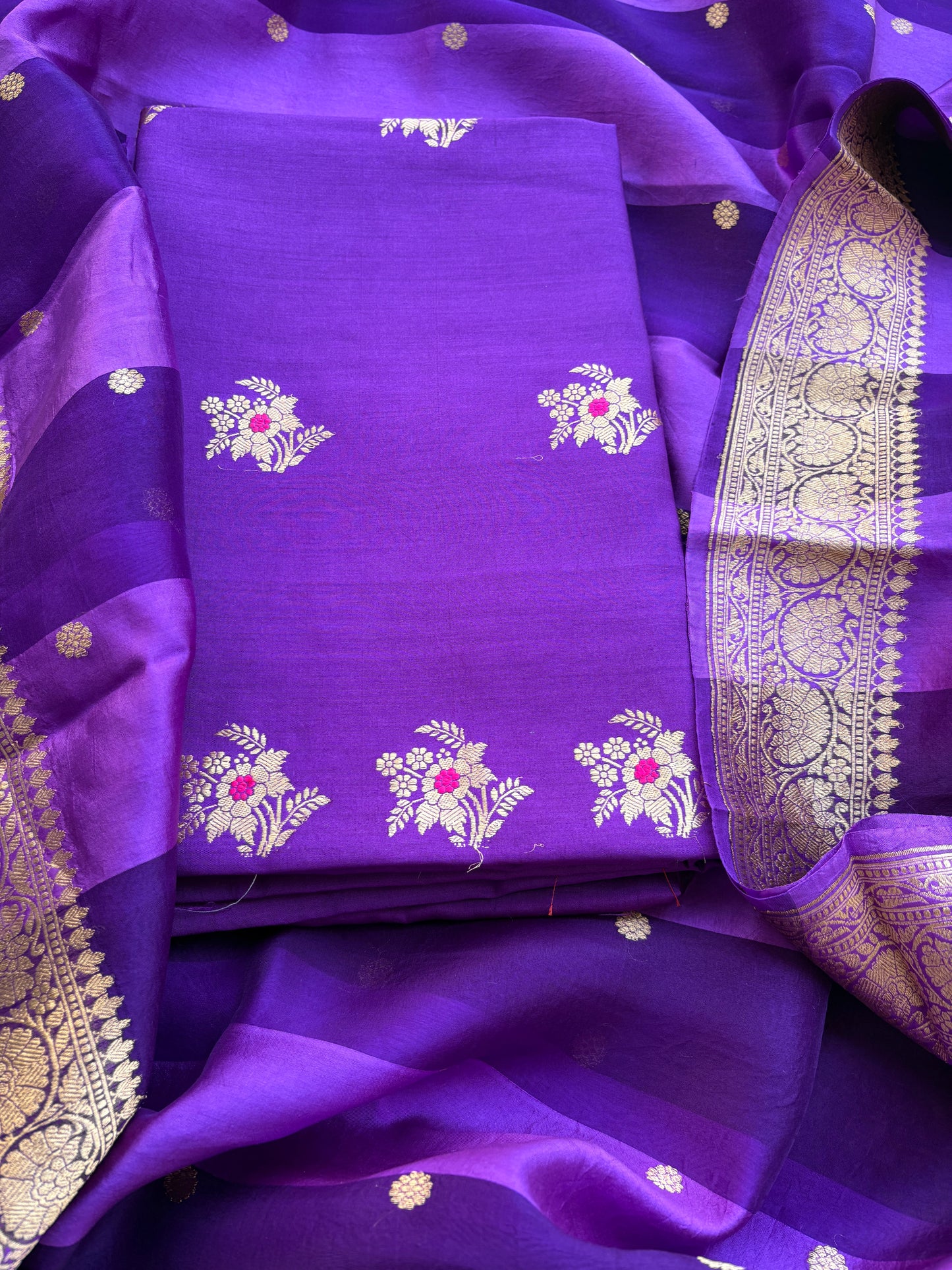 Purple Chiniya silk kadhwa , kora silk dupatta