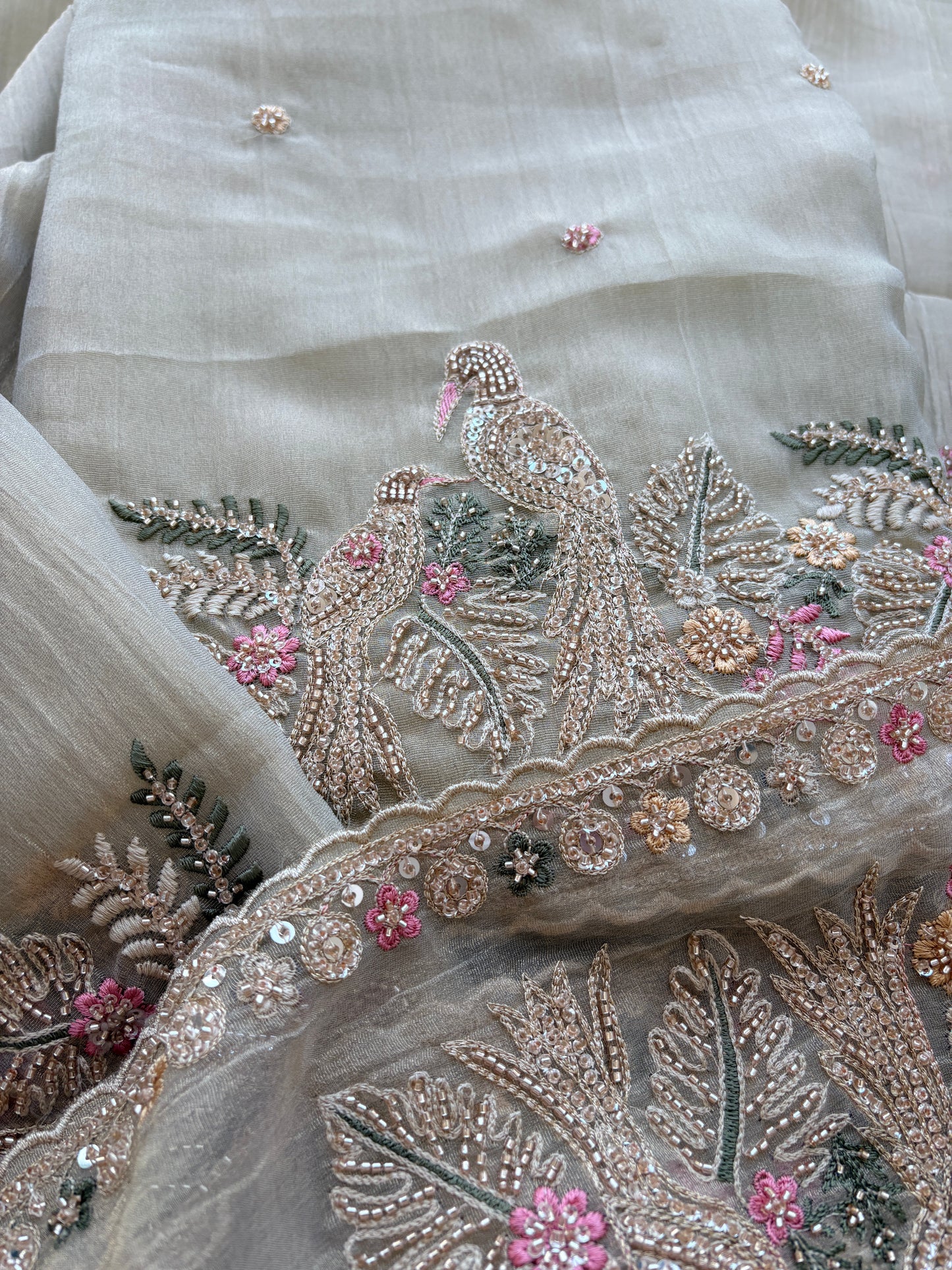 Beige hand work tissue suit set