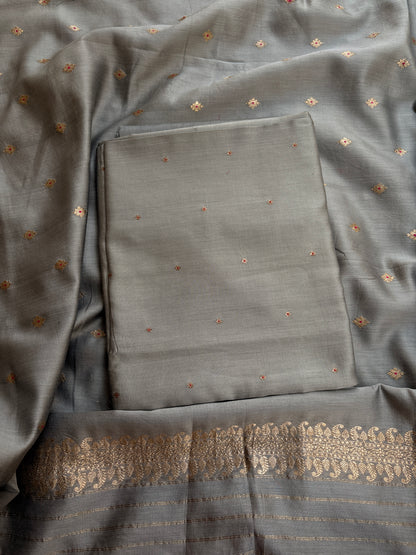Grey handloom silk kadhwa suit set