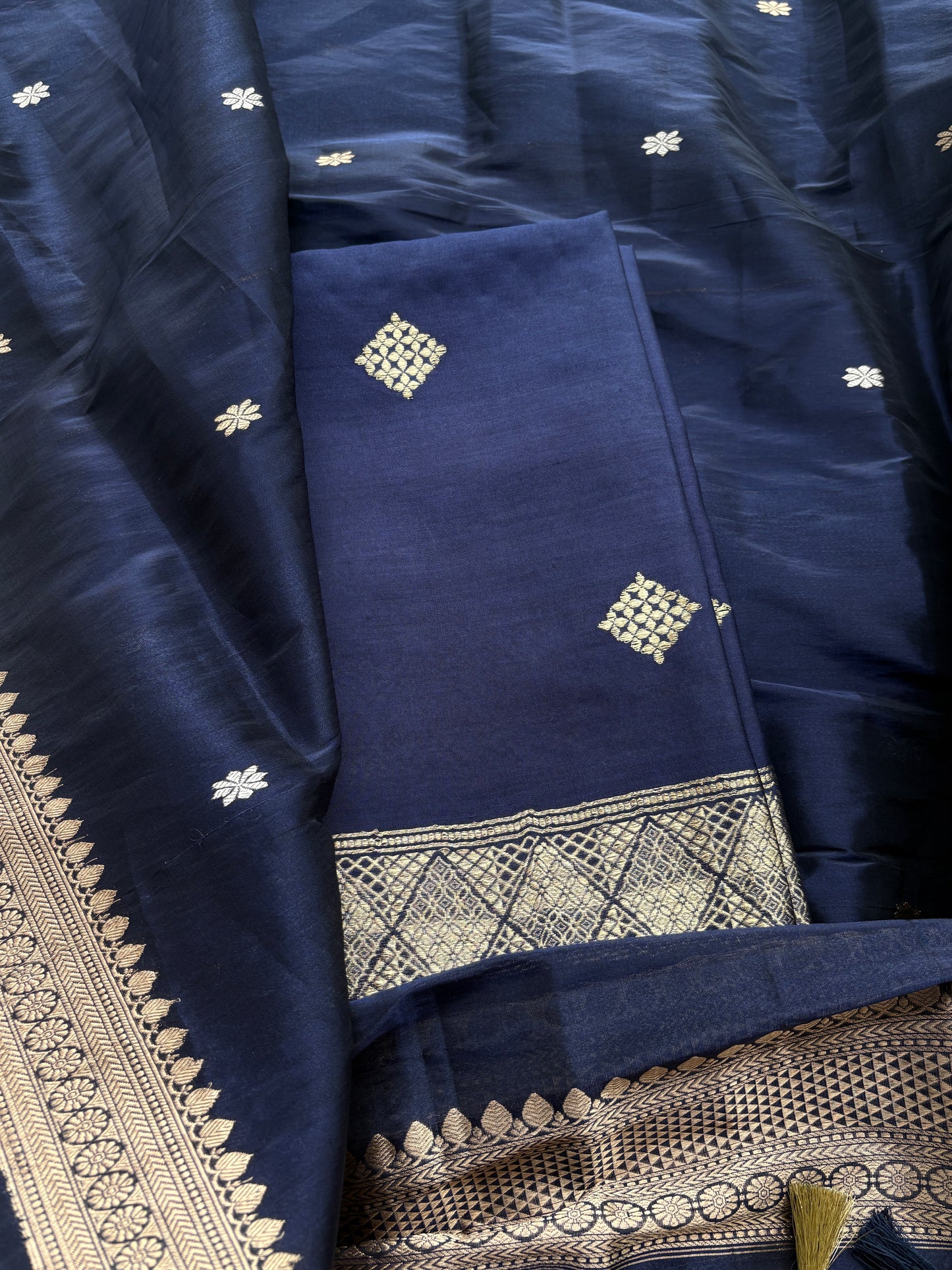 Blue Chiniya silk kurta , bottom tissue silk dupatta