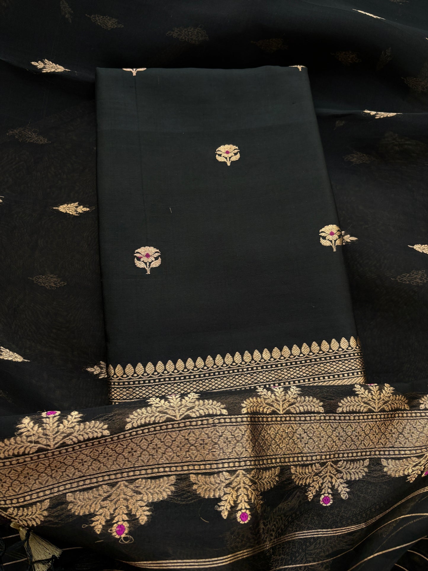Black Chiniya kora suit set
