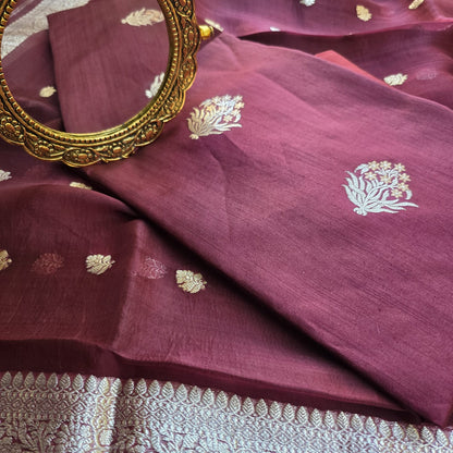 Maroon chiniya sona Rupa kadhwa kurta, kora silver zari dupatta, plain bottom