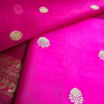 Rani pink chiniya kurta, kora silk dupatta and plain bottom.