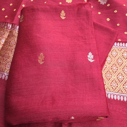 Red moonga silk kurta with moonga bandhani dupatta, plain bottom