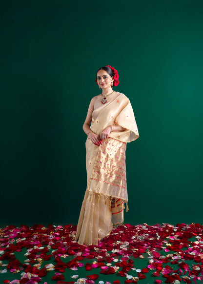 Beige pure meendar kadhwa tissue saree.