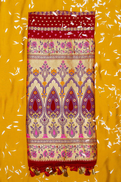 Red pure bandhani meendar tilfi weaving saree.